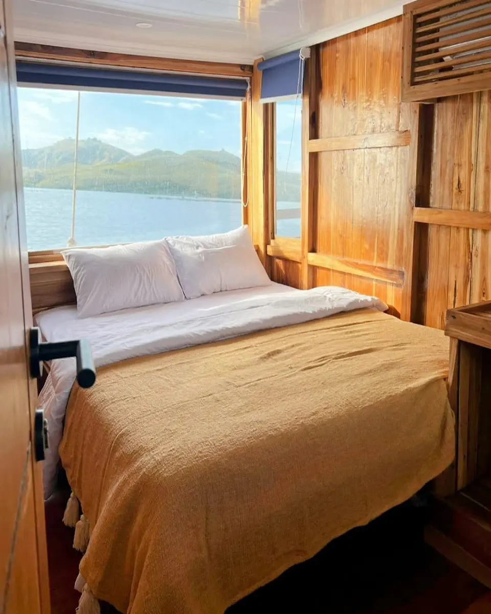 Ocean View Queen Suite 2 - Image 1